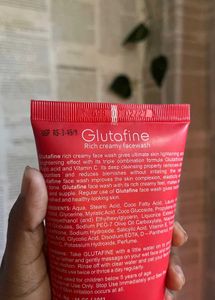 Glutafine Face Wash