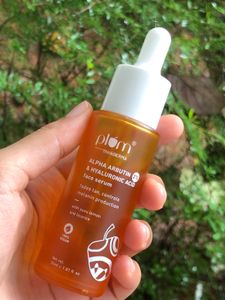 Plum Alpha Arbutin & Hyaluronic Acid Serum