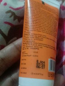 Vitamin C Suncream.