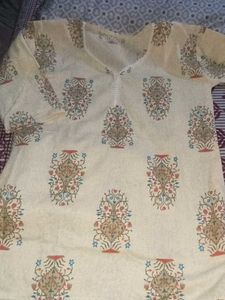 Floral Print Short Kurti ✨