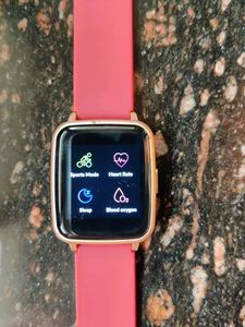 Excellent Noise Smart Watch With Charger