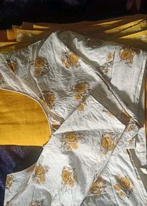 plain linen saree with floral print blouse