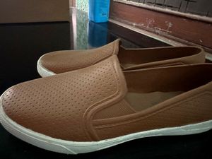 Casual Tan Shoes