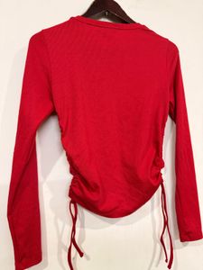 Red side rouched top