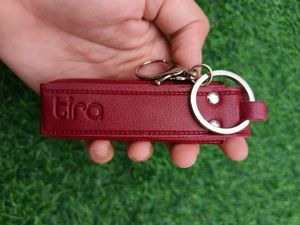 Tira Cute Lipstick Holder 😍