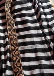 Fashionable Georgette Saree For Fastive Season