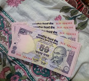 50 Ruppee Old Note 20 Piece