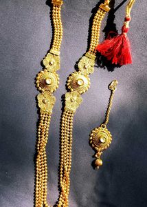 Elegant Gold-Tone Indian Jewelry Set