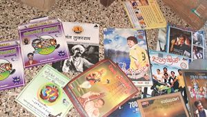 CDs/DVDs For Collection Or Art