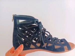Black Sandal With Back Zip. Size-5