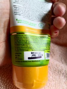 Mamaearth Ubtan Facewash With Turmeric &amp; Saffron