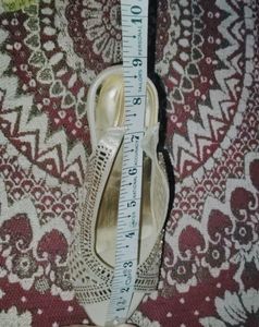 Golden Colour Heel For Wedding, Party Etc