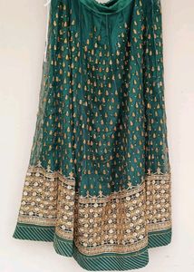 Bottol Green Poshak
