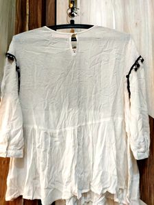 Dressberry Branded White Top With Black Embroidery