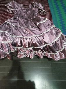 Elegant Ethnic gown &amp; Pants Set leyarr gow