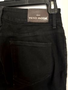 Vero Moda High Waist Black Jeans