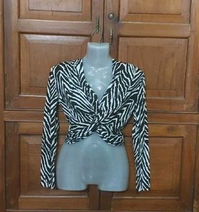 Twist Crop Top