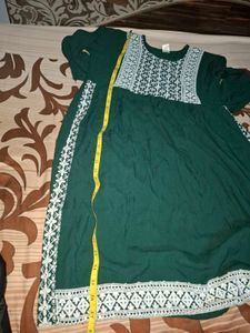 Elegant Green Kurta Set