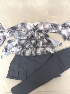 Girls' Floral Ruffle Top & Leggings Set