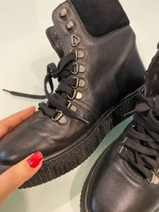 Authentic jd william hiker boots