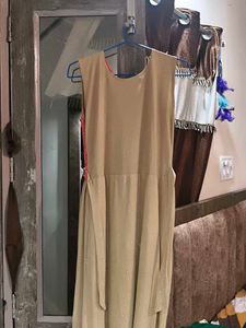 This is a Beautiful Party wear gown.
