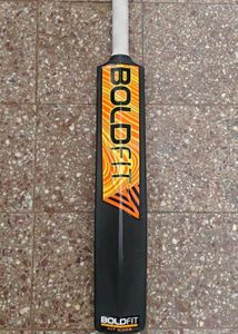 Boldfit Master Blaster Cricket Bat