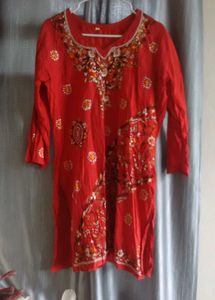 Red Kurta