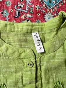 Lime Green Top 💚