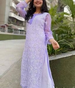 Beautiful Lavender Lukhnow Kurti
