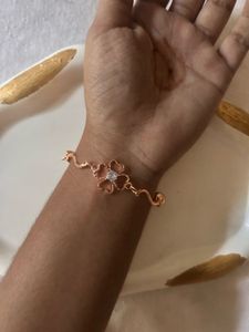 Rose Gold Flower Bracelet