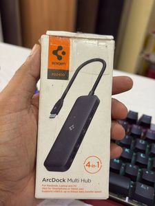 Spigen ArcDock Multi Hub