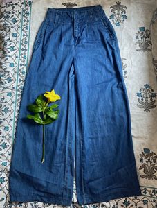 Wide Leg Blue Jeans
