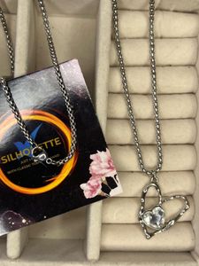 anti-tarnished heart necklace