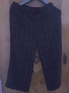 Checkered Cropped Pants