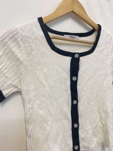 elegant top (BRAND NEW)