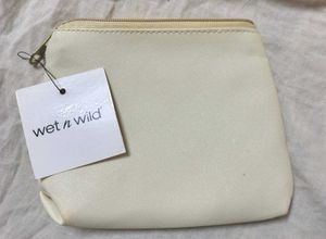 Wet n Wild Makeup Pouch