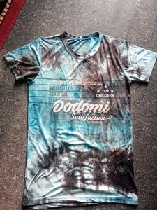 T-Shirt(XL) With Good Condition