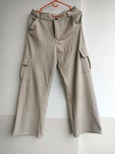 Off White Colour Cargo Pant