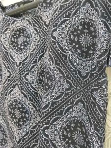 New Look Navy Bandana Print Top – Size 10