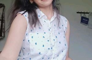 Floral Sleeveless Top
