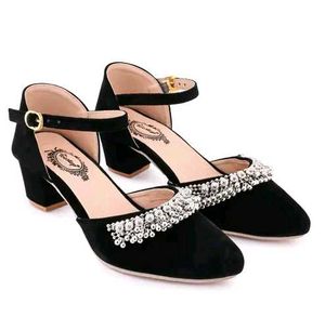 Elegant Black Ballerinas