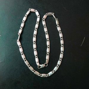 Slightly Used Pure Silver Figaro Chain 41.060 Gm