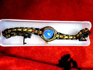 Elegant Women&#39;s Watch