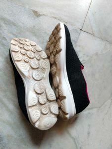 Sports Shoes