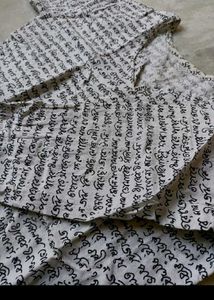 COMBO OF 2 COTTON KURTI🟠⚪