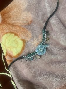 Beautiful Chocker
