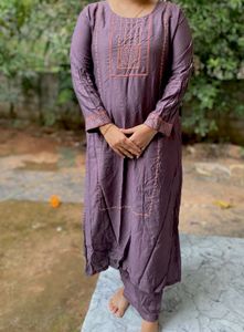 Elegant Purple Embroidered Kurta Set