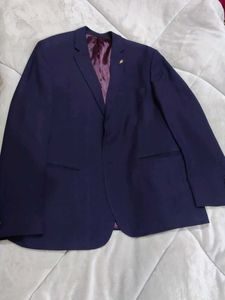 3P Gents Party Wear Suite For Sale