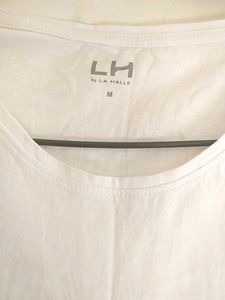Branded  Whiete Full Sleeves Tshirt For Women