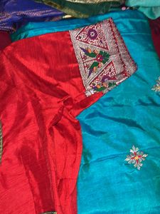 4Huge  Wedding Wear Saree Combo With Blaouse